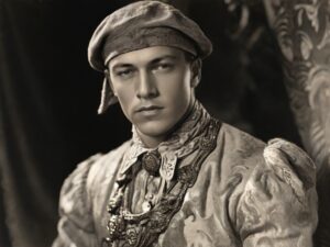 Rudolph Valentino 1